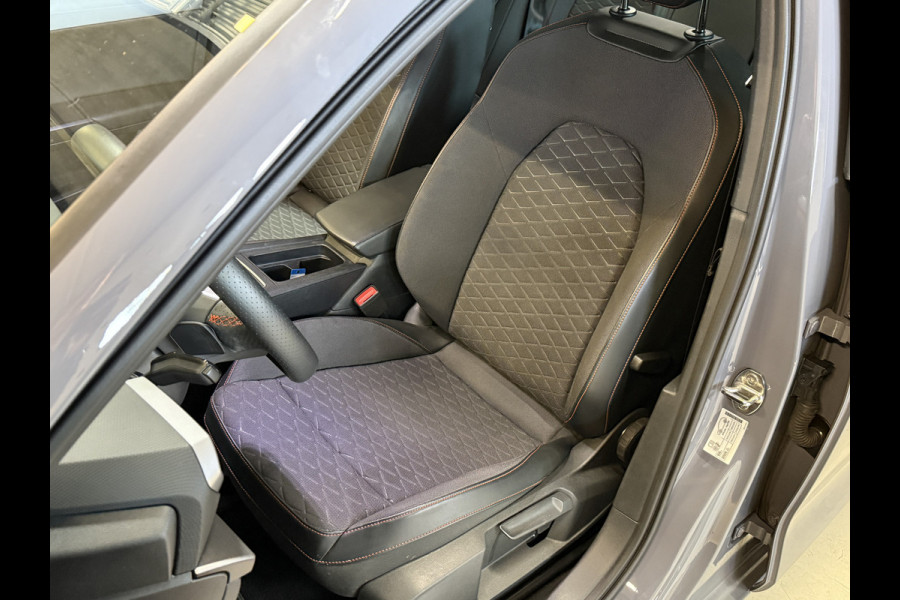 Seat Leon 1.4 TSI eHybrid PHEV FR Business Intense | Keyless | Apple Carplay | Stoel/Stuurverwarming | Camera