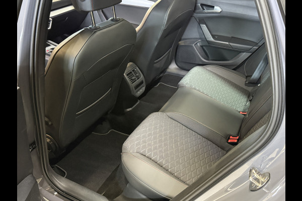 Seat Leon 1.4 TSI eHybrid PHEV FR Business Intense | Keyless | Apple Carplay | Stoel/Stuurverwarming | Camera