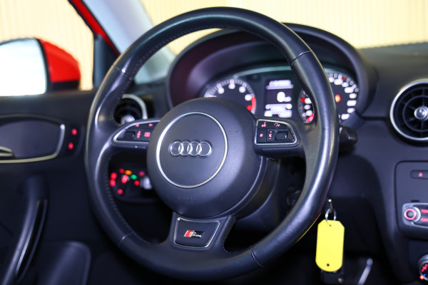 Audi A1 Sportback 1.0 TFSI Pro Line AVM S-TRONIC AIRCO NAVI CRUISE BT STOELVW "18
