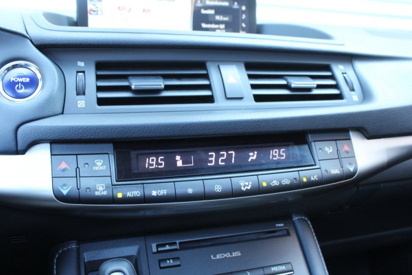 Lexus CT 200h 136pk Edition 30 Schuifdak NL-Auto NAP
