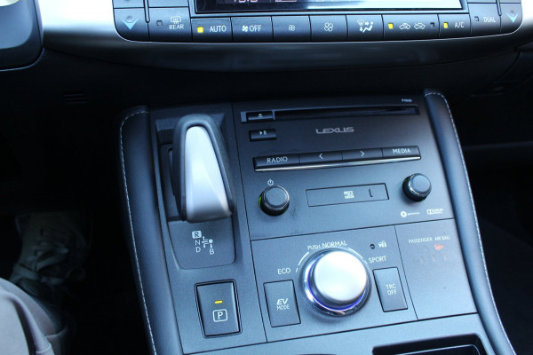 Lexus CT 200h 136pk Edition 30 Schuifdak NL-Auto NAP