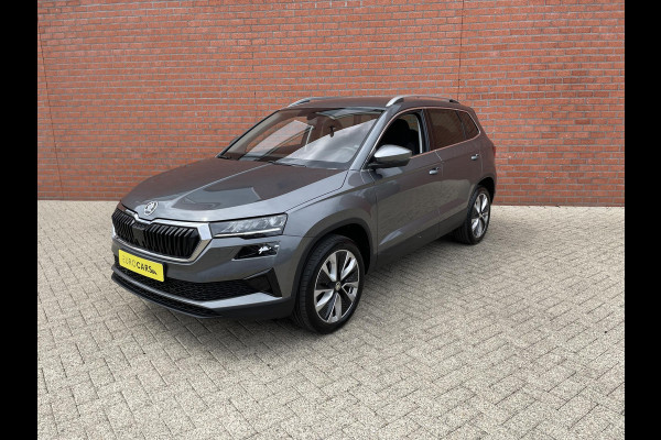 Škoda Karoq 1.5 TSI 150pk DSG Style Navigatie Apple Carplay/Android Auto Parkeersensoren Camera Adaptive Cruise Control Elektrische achterklep Wegklapbare trekhaak Stoel- en stuurverwarming Ledverlichting Virtual Cockpit Climate Control