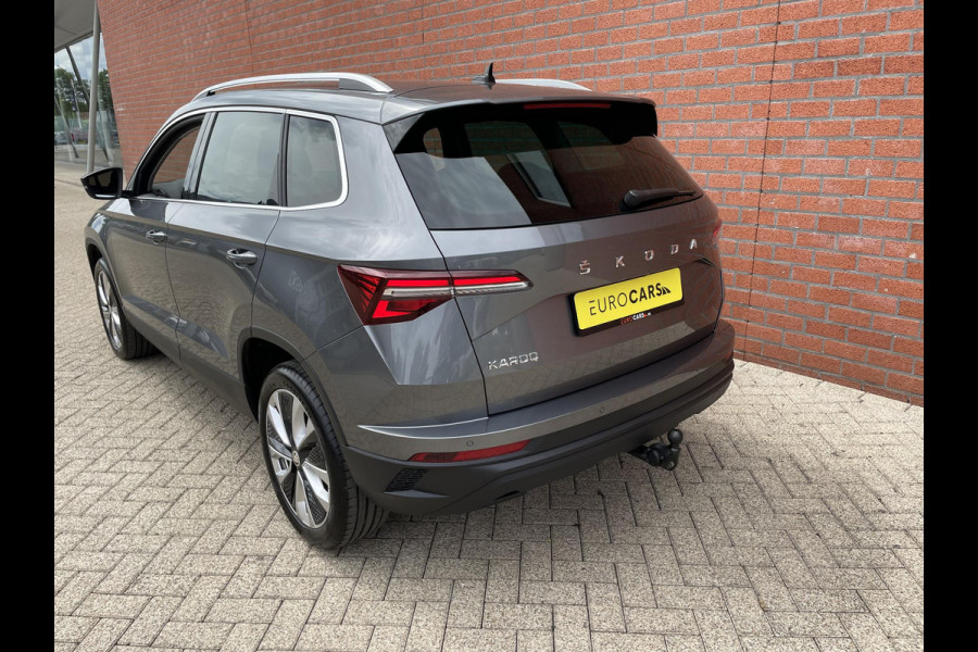Škoda Karoq 1.5 TSI 150pk DSG Style Navigatie Apple Carplay/Android Auto Parkeersensoren Camera Adaptive Cruise Control Elektrische achterklep Wegklapbare trekhaak Stoel- en stuurverwarming Ledverlichting Virtual Cockpit Climate Control