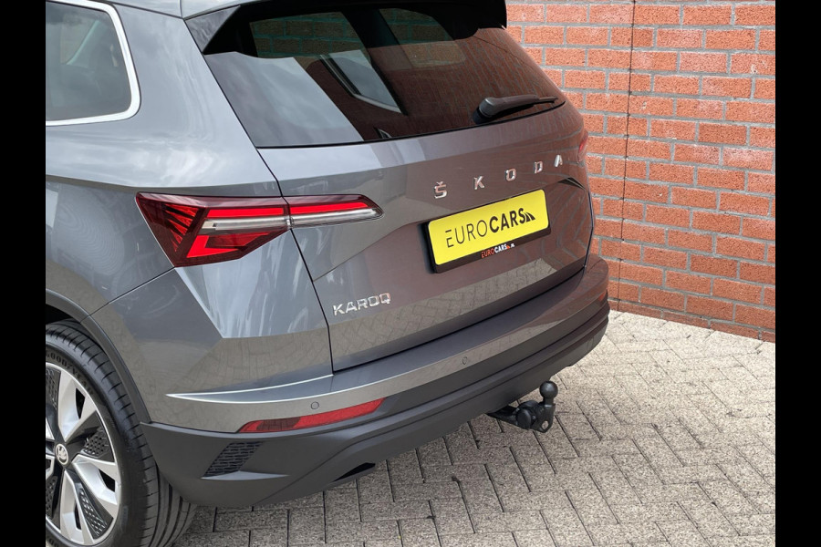 Škoda Karoq 1.5 TSI 150pk DSG Style Navigatie Apple Carplay/Android Auto Parkeersensoren Camera Adaptive Cruise Control Elektrische achterklep Wegklapbare trekhaak Stoel- en stuurverwarming Ledverlichting Virtual Cockpit Climate Control