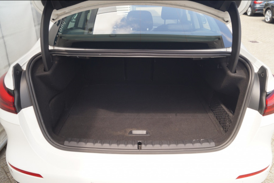 BMW 2 Serie Gran Coupé 218i 136pk Automaat Business Edition -LED-ECC-PDC-DAB-