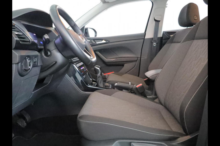 Volkswagen T-Cross 1.0 TSI Life Edition 95 pk | Verlengde garantie | Navigatie | Parkeersensoren | Achteruitrijcamera | Autom. airco | Stoelverwarming |