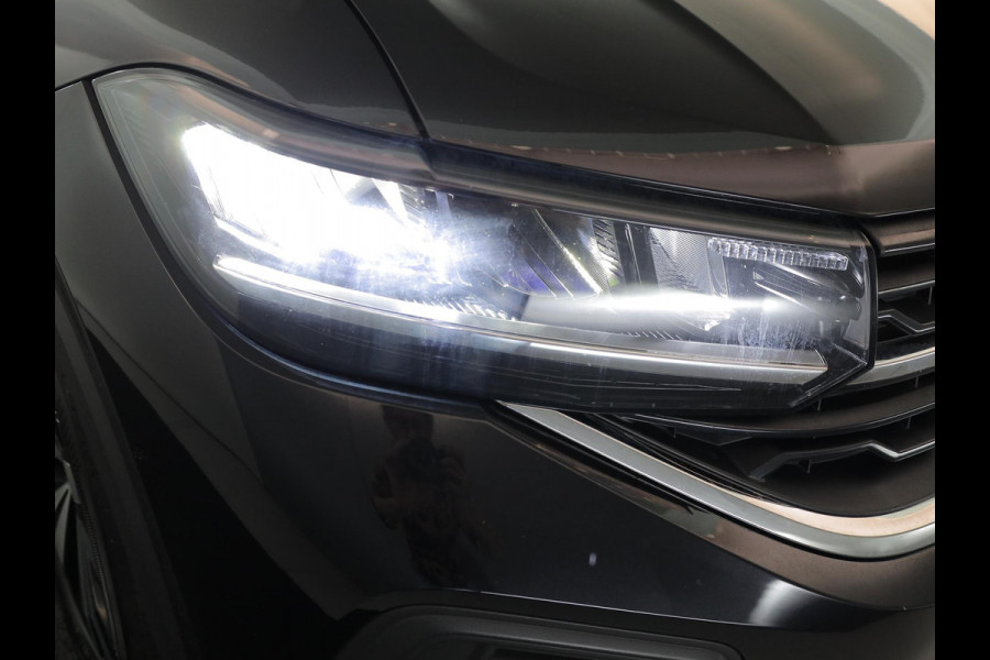 Volkswagen T-Cross 1.0 TSI Life Edition 95 pk | Verlengde garantie | Navigatie | Parkeersensoren | Achteruitrijcamera | Autom. airco | Stoelverwarming |