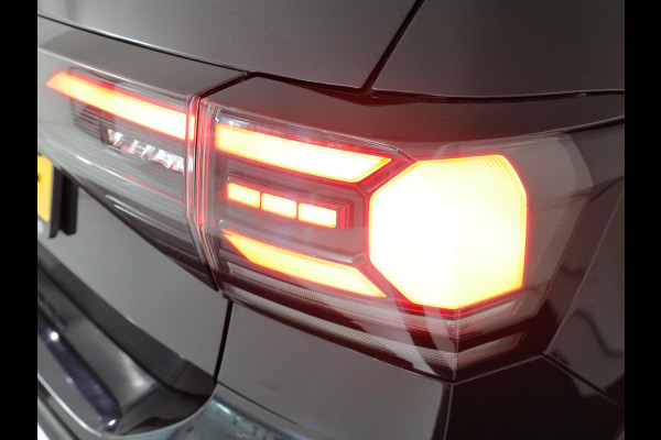 Volkswagen T-Cross 1.0 TSI Life Edition 95 pk | Verlengde garantie | Navigatie | Parkeersensoren | Achteruitrijcamera | Autom. airco | Stoelverwarming |