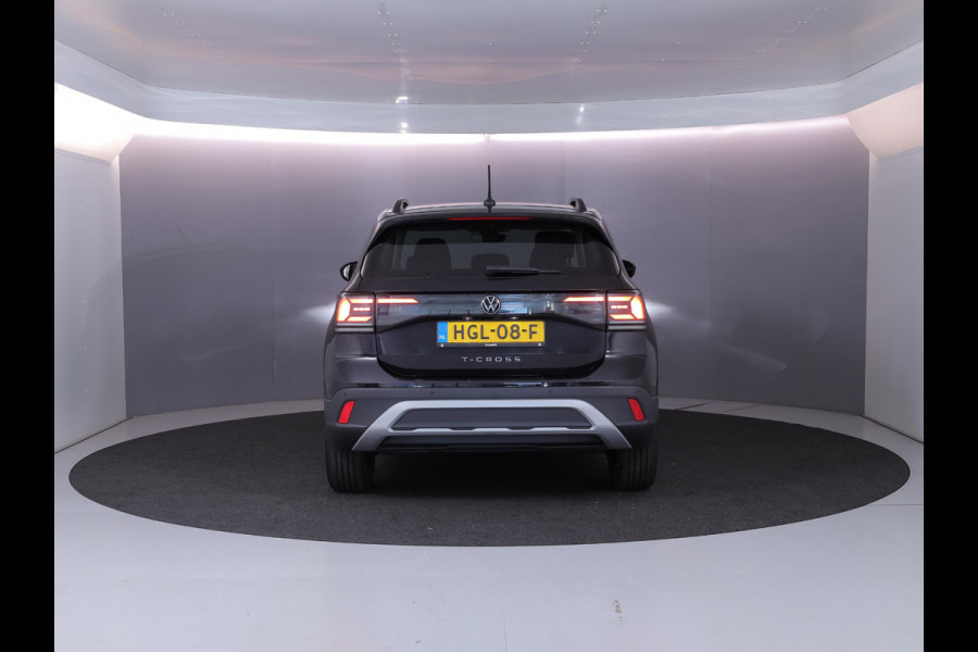 Volkswagen T-Cross 1.0 TSI Life Edition 95 pk | Verlengde garantie | Navigatie | Parkeersensoren | Achteruitrijcamera | Autom. airco | Stoelverwarming |