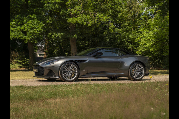 Aston Martin DBS 5.2 V12 Superleggera | NL auto | Carbon pack