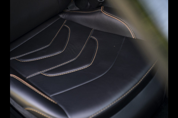 Aston Martin DBS 5.2 V12 Superleggera | NL auto | Carbon pack
