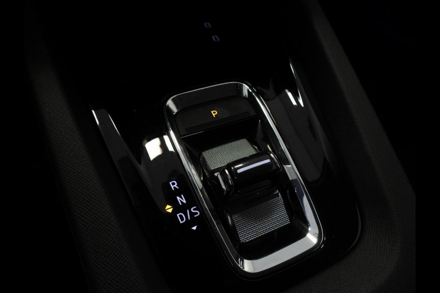 Škoda Octavia Combi 1.5 e-TSI Aut. Business Edition Plus NAVI/CAMERA/LED/TREKH./18"LMV!