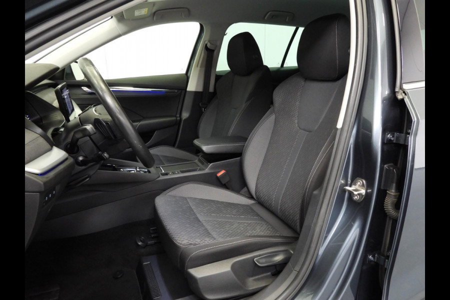 Škoda Octavia Combi 1.5 e-TSI Aut. Business Edition Plus NAVI/CAMERA/LED/TREKH./18"LMV!