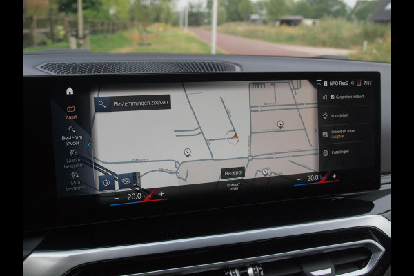 BMW 3 Serie Touring 320e | Facelift | 19 Inch | Camera | Sfeerverlichting | Cruise Control | Leer | NL-Auto |