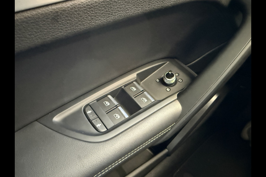 Audi Q5 55 TFSI e quattro Competition | Apple Carplay | 2x S-Line | Stoelverwarming
