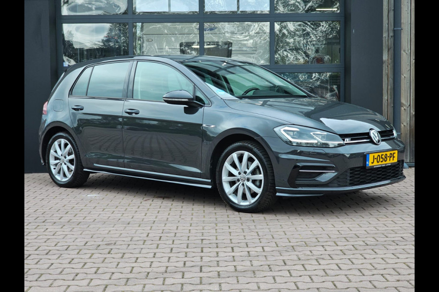 Volkswagen Golf 1.5 TSI Highline Business R | Automaat | LED | Trekhaak | Navi | Stoelverwarming | All-seasons | PDC |
