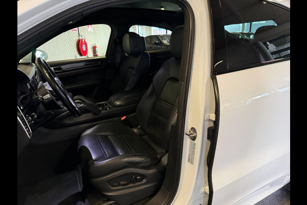 Porsche Cayenne Coupé 3.0 E-Hybrid SPORT DESIGN-PANO-STOELEN 14 VOUDIG-MATRIX-VIERWIELBESTURING-ZEER COMPLEET