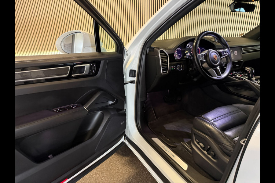 Porsche Cayenne Coupé 3.0 E-Hybrid SPORT DESIGN-PANO-STOELEN 14 VOUDIG-MATRIX-VIERWIELBESTURING-ZEER COMPLEET