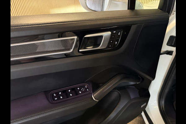 Porsche Cayenne Coupé 3.0 E-Hybrid SPORT DESIGN-PANO-STOELEN 14 VOUDIG-MATRIX-VIERWIELBESTURING-ZEER COMPLEET