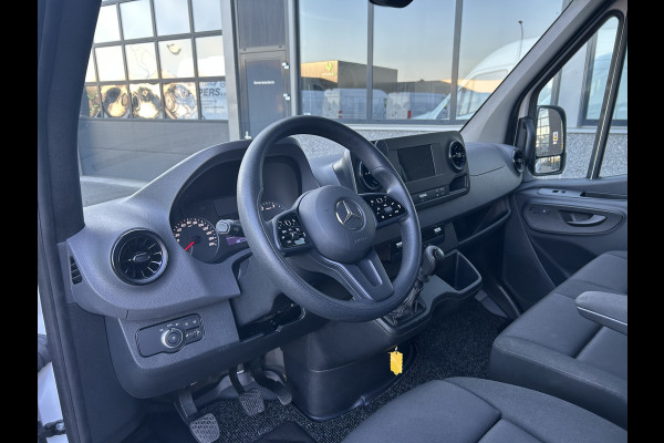 Mercedes-Benz Sprinter 317 CDI L2 H2 MBUX / 360 Camera / Parkeersensoren / Navigatie / Cruise control / Airco / 270 Graden achterdeuren