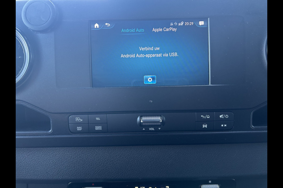 Mercedes-Benz Sprinter 317 CDI L2 H2 MBUX / 360 Camera / Parkeersensoren / Navigatie / Cruise control / Airco / 270 Graden achterdeuren