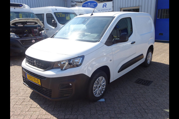 Peugeot Partner 1.2 PureTech Pro BENZINE AIRCO NAVI CRUISE CONTROL PDC SCHUIFDEUR