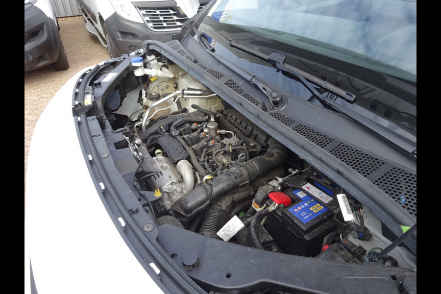 Peugeot Partner 1.2 PureTech Pro BENZINE AIRCO NAVI CRUISE CONTROL PDC SCHUIFDEUR