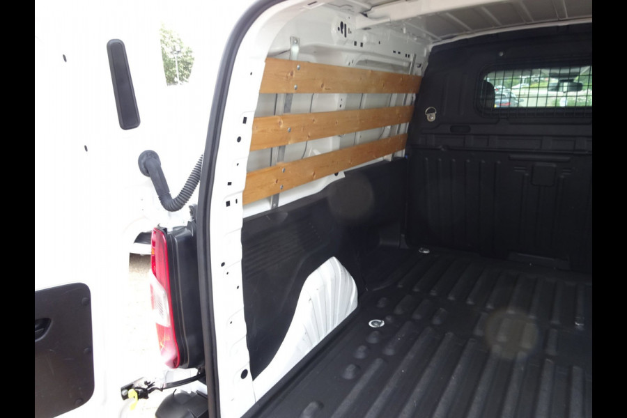 Peugeot Partner 1.2 PureTech Pro BENZINE AIRCO NAVI CRUISE CONTROL PDC SCHUIFDEUR
