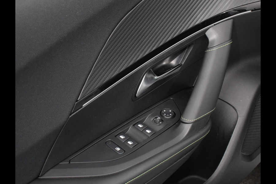 Peugeot 2008 1.2 PureTech 130pk Automaat Allure Navigatie Climate Control Camera 360 Dab Led Lichtmetalen Velgen Parkeer sensoren Cruise Control Adaptive Stoelverwarming