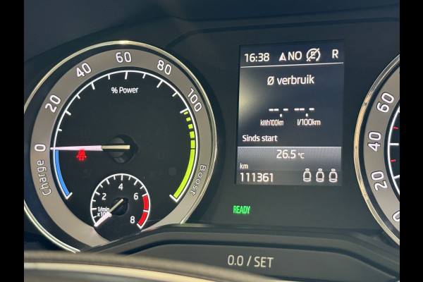 Škoda Superb Combi 1.4 TSI iV Business Edition Plus | Panoramadak | Crystal Light | Apple Carplay