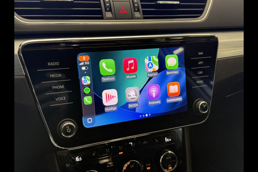 Škoda Superb Combi 1.4 TSI iV Business Edition Plus | Panoramadak | Crystal Light | Apple Carplay