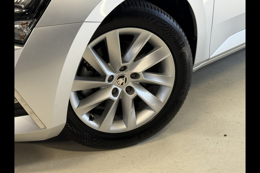 Škoda Superb Combi 1.4 TSI iV Business Edition Plus | Panoramadak | Crystal Light | Apple Carplay