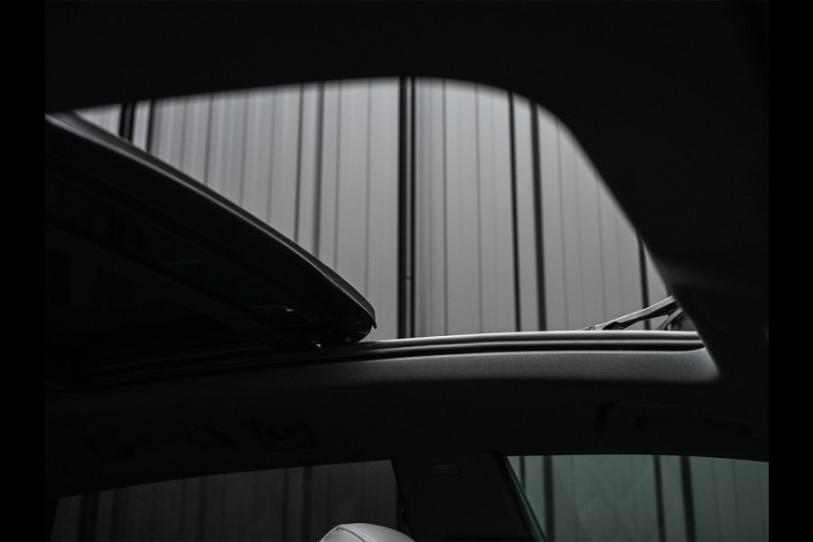 Audi Q8 55 TFSI e quattro Pro Line S | Panoramadak | 360 Camera | B&O | Soft Close | Memory Seats | Luchtvering | Stoelventilatie + Massage | Ambiance Interieur | Stuurverwarming |