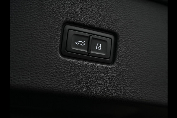 Audi Q8 55 TFSI e quattro Pro Line S | Panoramadak | 360 Camera | B&O | Soft Close | Memory Seats | Luchtvering | Stoelventilatie + Massage | Ambiance Interieur | Stuurverwarming |