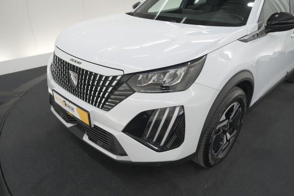 Peugeot e-2008 EV Allure Avantage 54 kWh | 11 KW Lader | Apple Carplay | Parkeersensoren