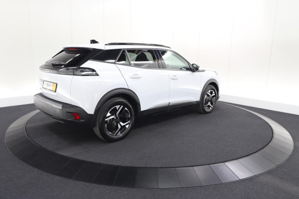 Peugeot e-2008 EV Allure Avantage 54 kWh | 11 KW Lader | Apple Carplay | Parkeersensoren