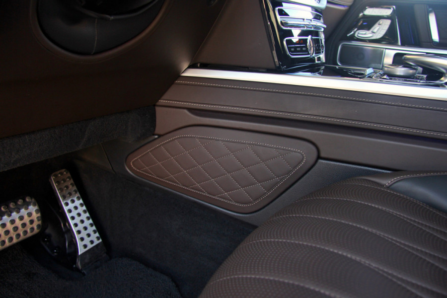Mercedes-Benz G-Klasse 63 AMG | Pano | Burmester | 360° camera | Distronic | Trekhaak