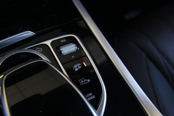 Mercedes-Benz G-Klasse 63 AMG | Pano | Burmester | 360° camera | Distronic | Trekhaak