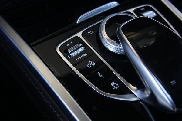 Mercedes-Benz G-Klasse 63 AMG | Pano | Burmester | 360° camera | Distronic | Trekhaak