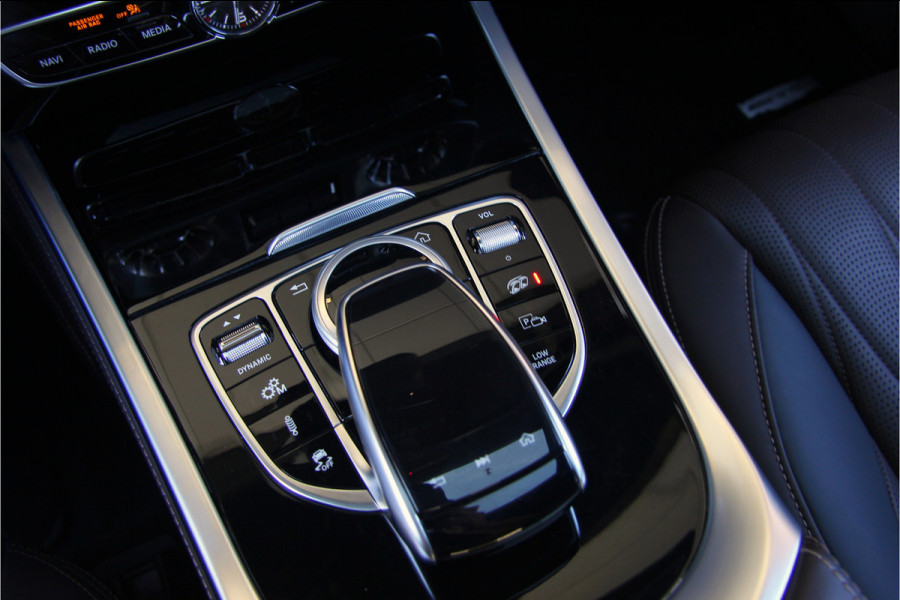 Mercedes-Benz G-Klasse 63 AMG | Pano | Burmester | 360° camera | Distronic | Trekhaak