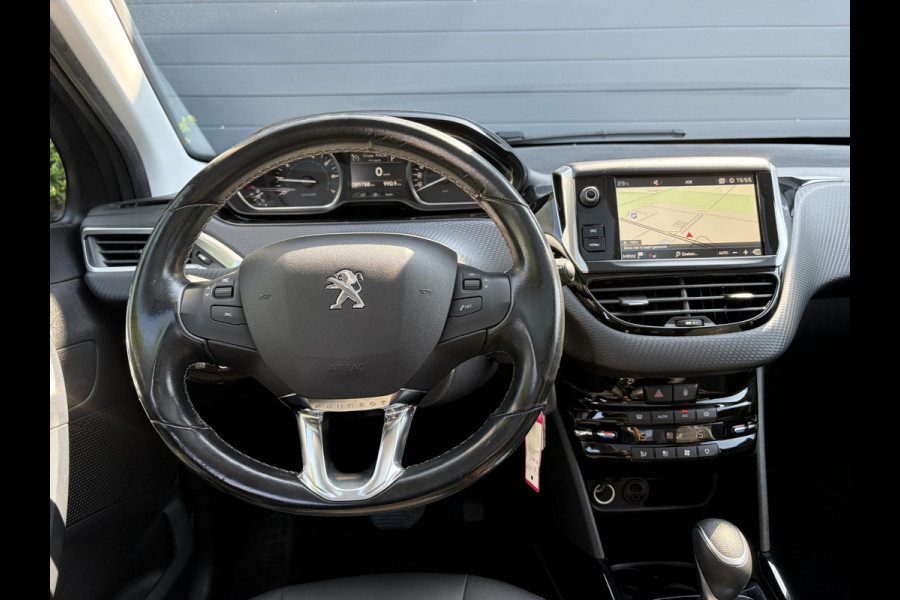Peugeot 2008 1.2 PureTech Allure Dealer Onderhouden,D-riem vv in 2024,Pano,Trekhaak,Camera,110pk,Carplay,2e Eigenaar,Navi,Clima,Cruise,Pdc V+A,Lm velgen,Recent beurt gehad,N.A.P,Apk tot 02-2027