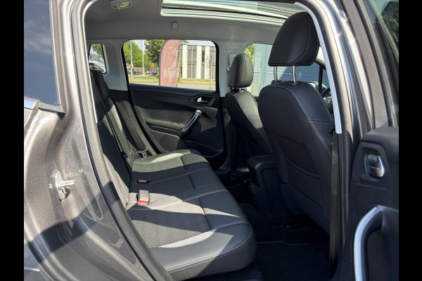 Peugeot 2008 1.2 PureTech Allure Dealer Onderhouden,D-riem vv in 2024,Pano,Trekhaak,Camera,110pk,Carplay,2e Eigenaar,Navi,Clima,Cruise,Pdc V+A,Lm velgen,Recent beurt gehad,N.A.P,Apk tot 02-2027
