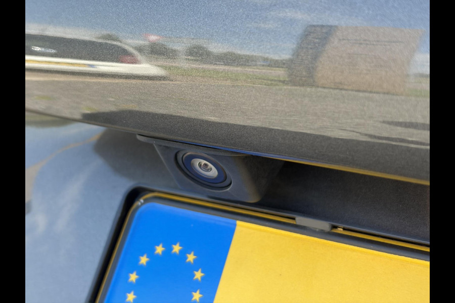 Peugeot 2008 1.2 PureTech Allure Dealer Onderhouden,D-riem vv in 2024,Pano,Trekhaak,Camera,110pk,Carplay,2e Eigenaar,Navi,Clima,Cruise,Pdc V+A,Lm velgen,Recent beurt gehad,N.A.P,Apk tot 02-2027