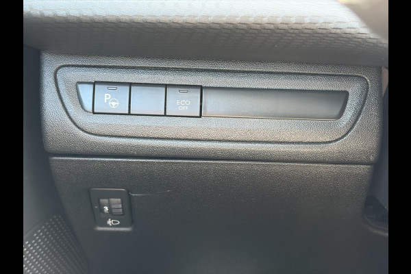 Peugeot 2008 1.2 PureTech Allure Dealer Onderhouden,D-riem vv in 2024,Pano,Trekhaak,Camera,110pk,Carplay,2e Eigenaar,Navi,Clima,Cruise,Pdc V+A,Lm velgen,Recent beurt gehad,N.A.P,Apk tot 02-2027