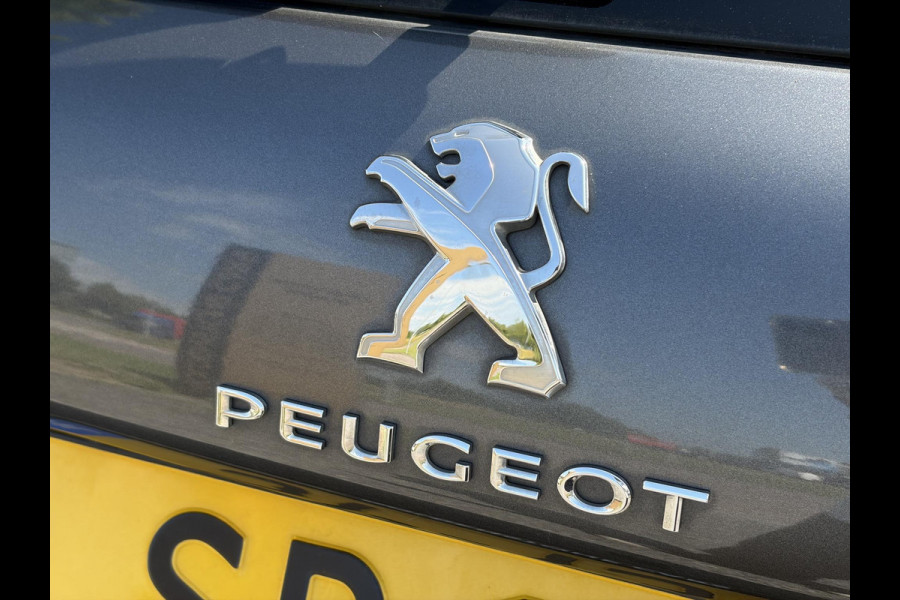 Peugeot 2008 1.2 PureTech Allure Dealer Onderhouden,D-riem vv in 2024,Pano,Trekhaak,Camera,110pk,Carplay,2e Eigenaar,Navi,Clima,Cruise,Pdc V+A,Lm velgen,Recent beurt gehad,N.A.P,Apk tot 02-2027