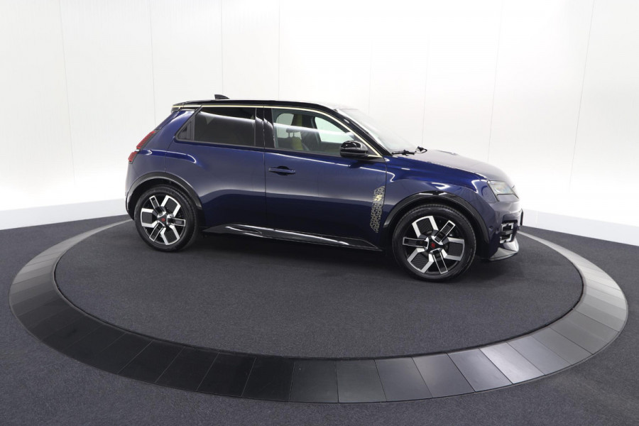 Renault 5 comfort range iconic cinq 52 kWh | 99,3% SOH | Adaptieve Cruise Control | Harman Kardon | V2L | Camera