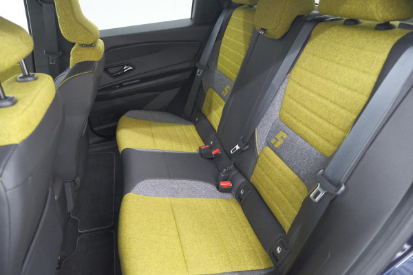 Renault 5 comfort range iconic cinq 52 kWh | 99,3% SOH | Adaptieve Cruise Control | Harman Kardon | V2L | Camera
