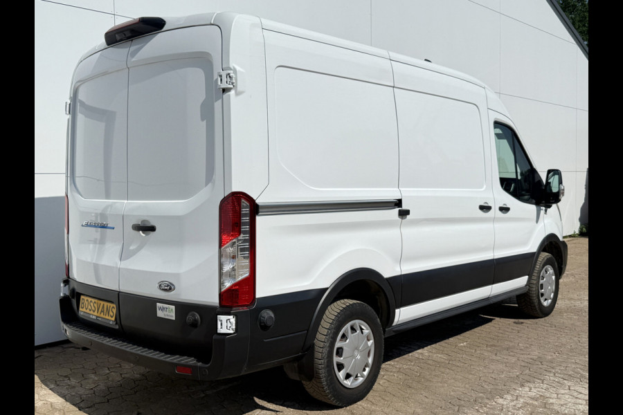 Ford E-Transit 68 kWh 184PK L2H2 316km WLTP 96,6% (SOH) Climate Control Cruise Control CarPlay Navigatie Parkeersensoren v+a