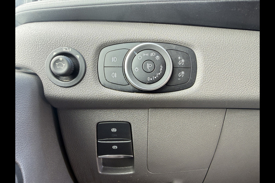 Ford E-Transit 68 kWh 184PK L2H2 316km WLTP 96,6% (SOH) Climate Control Cruise Control CarPlay Navigatie Parkeersensoren v+a