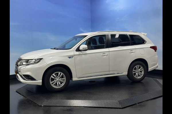 Mitsubishi Outlander 2.4 PHEV Pure Clima | Cruise | Camera | Trekhaak